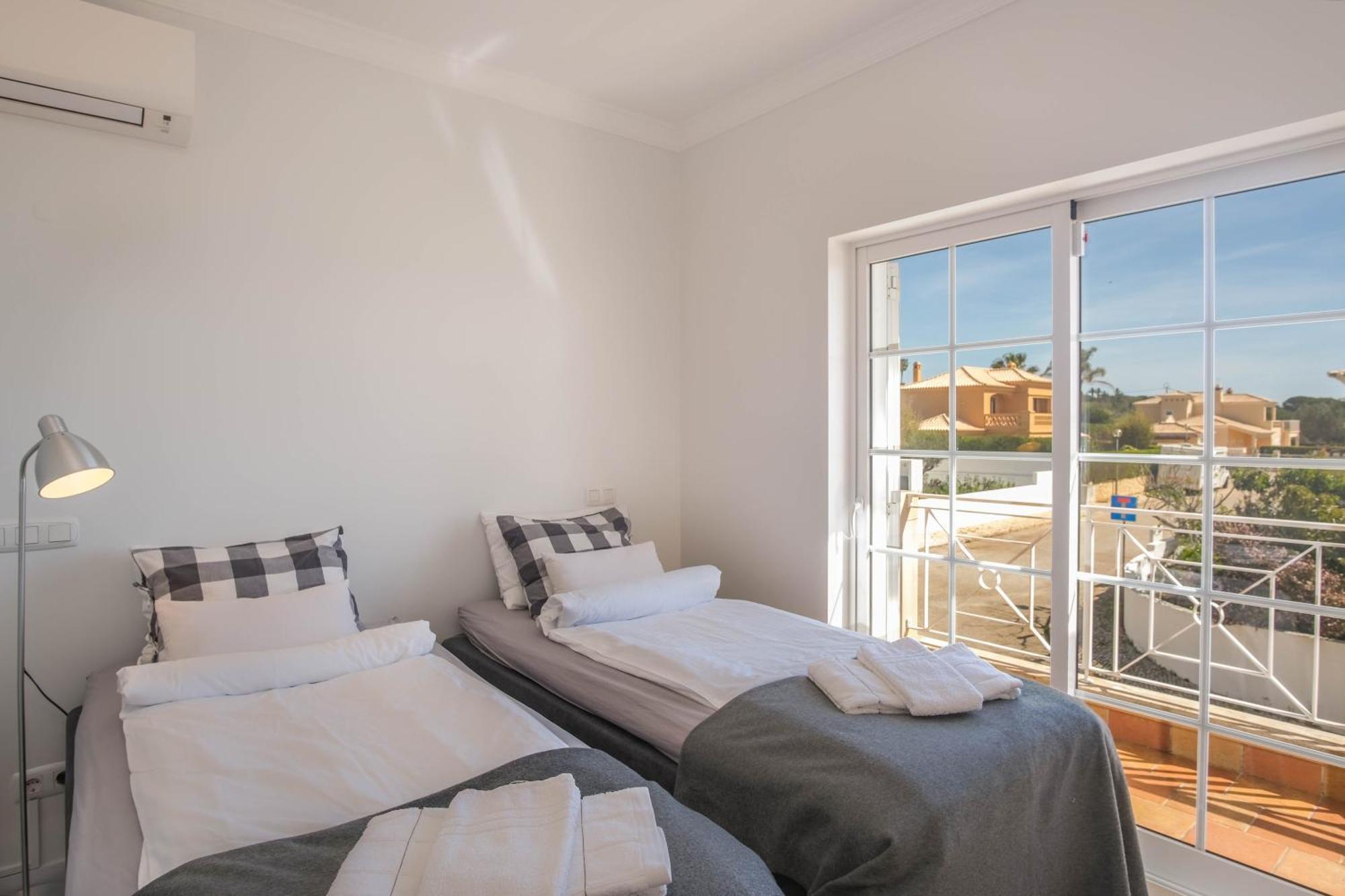 Canto Do Sol # 4 Bedroom Villa Lagos Eksteriør bilde